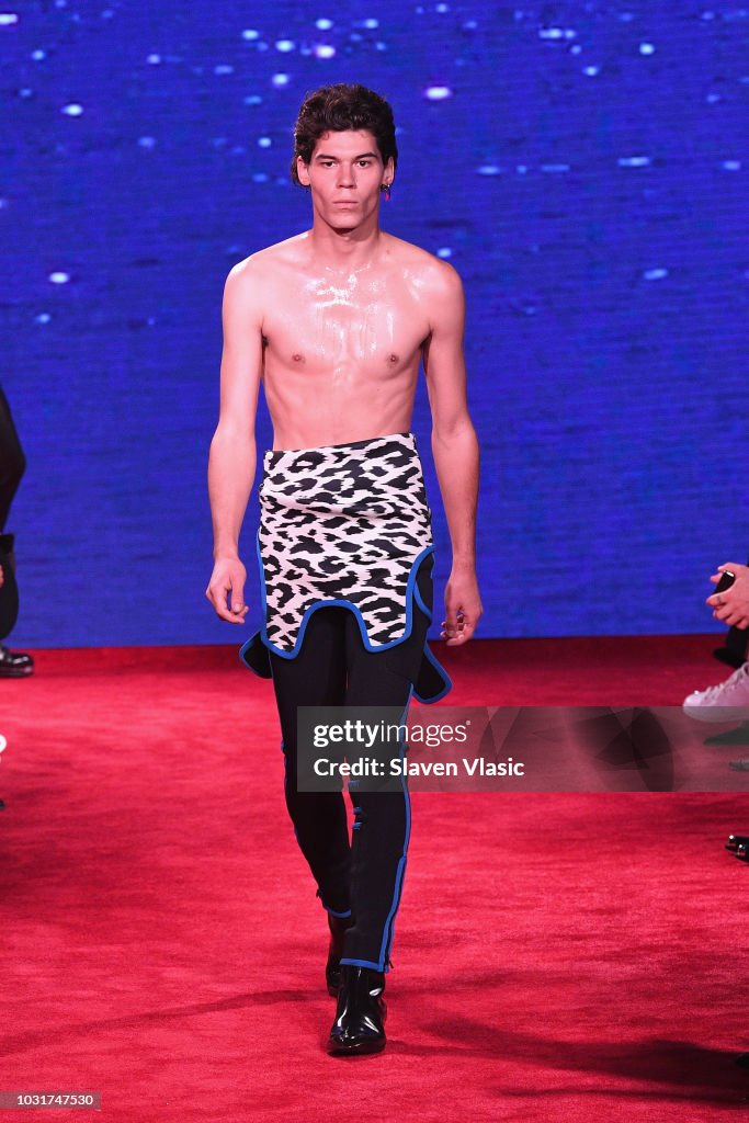 Calvin Klein Collection - Runway - September 2018 - New York Fashion Week