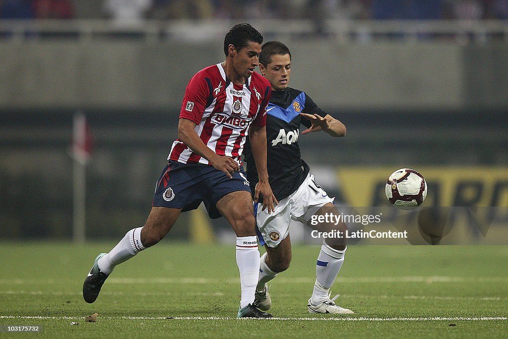 Chivas Guadalajara v Manchester United - Friendly Match