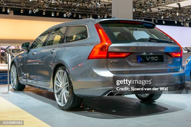 S93f Rear New Volvo S90 Photos and Premium High Res Pictures - Getty Images
