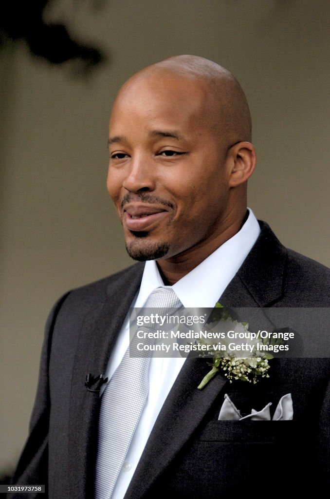 8/1/05 Warren G is interviewed during the opening of Warren G's