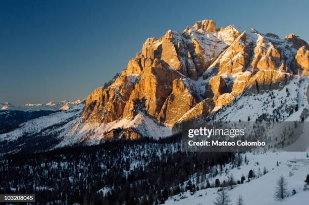 last light on the dolomites - alta badia - fotografias e filmes do acervo