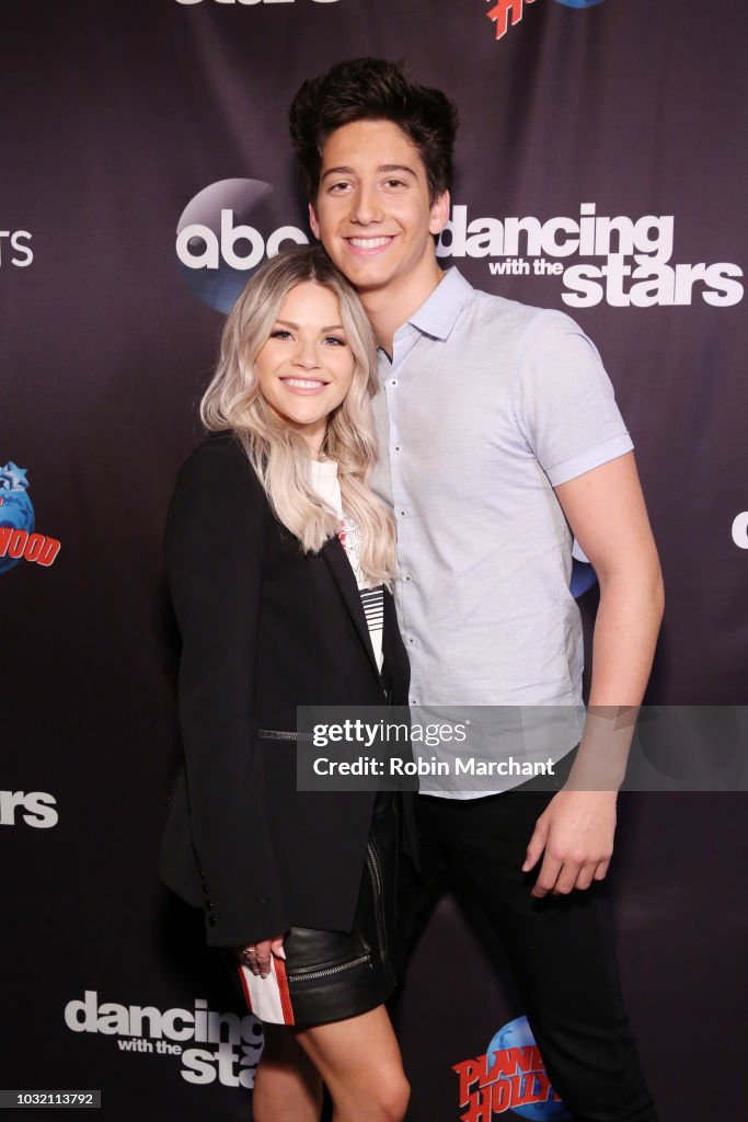 Dancing With The Stars Season 27 Cast Reveal Red Carpet At Planet Hollywood Times Square