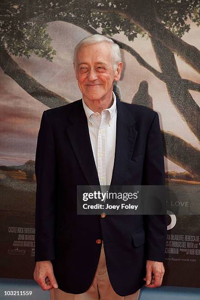 John Mahoney Actor Photos and Premium High Res Pictures - Getty Images