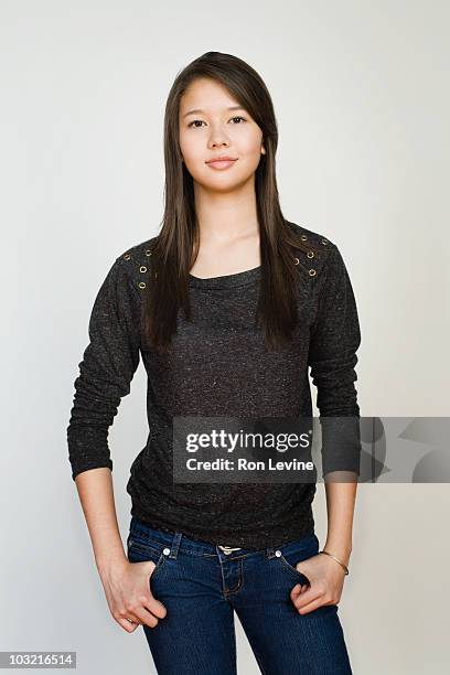 teen girl, portrait - asian teen girl fotografías e imágenes de stock