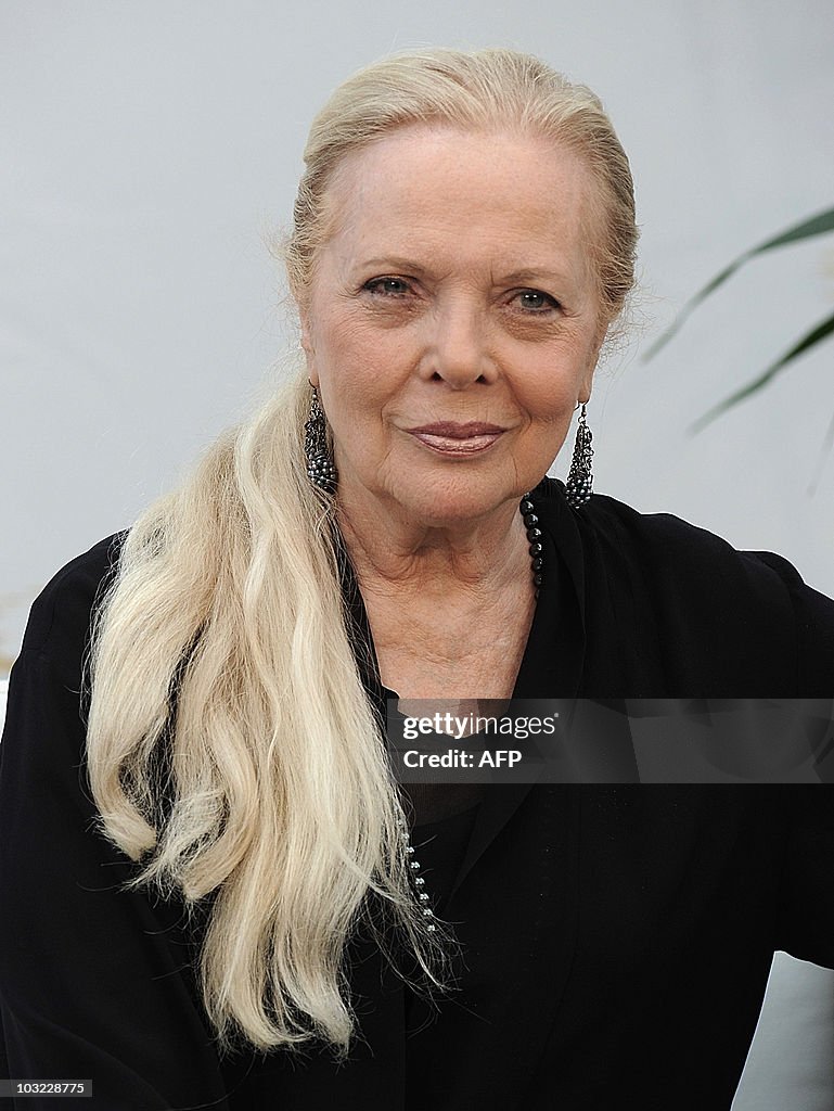 Baba Raban US actress Barbara Bain from TV series