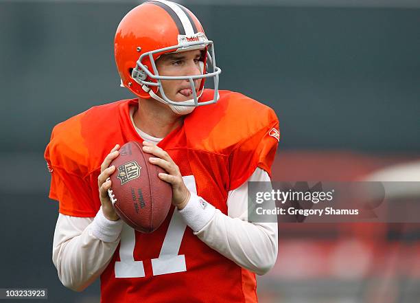 Jake Delhomme of the Cleveland Browns gets ready to throw a pass during training camp at the Cleveland Browns Training and Administrative Complex on...