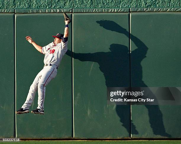 Jason Repko 599 The Butler Twins Stock Photos, High-Res Pictures, and Images ...