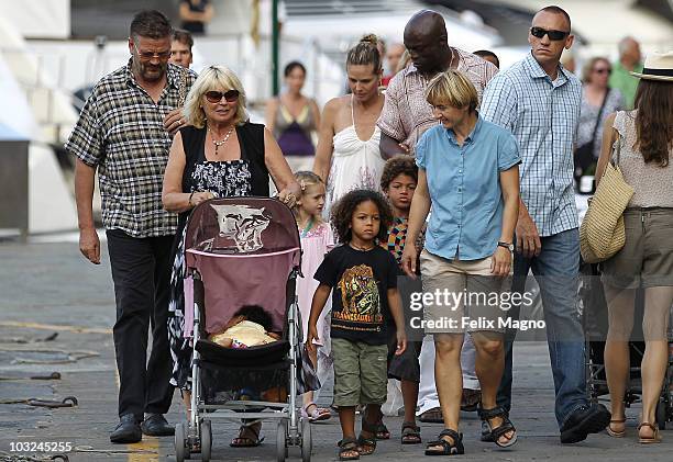 Heidi Klum and Seal on holiday with their kids Leni, Henry, Joahn and Lou on August 4, 2010 in Portofino, Italy.