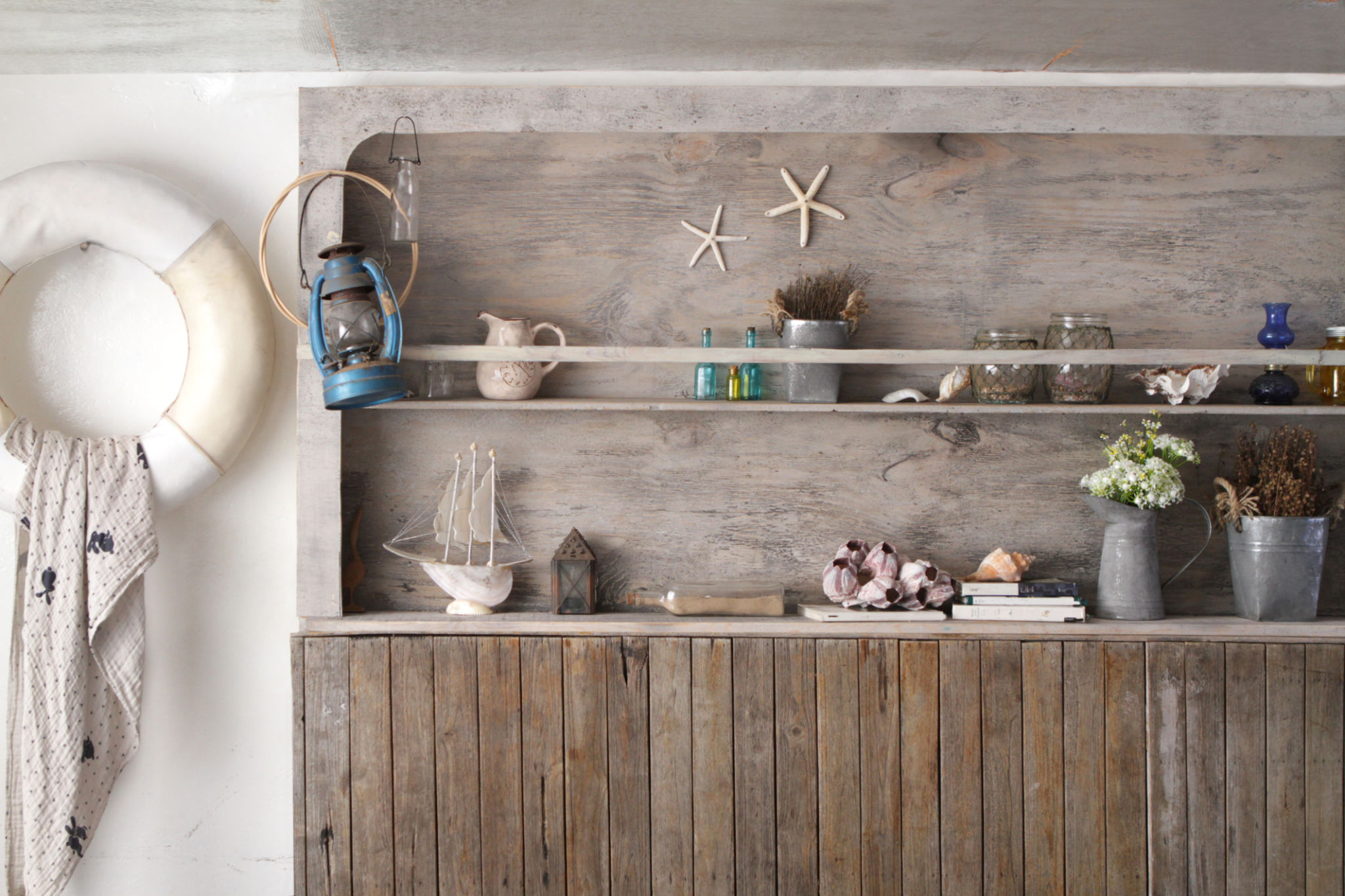 rustic artisan decor