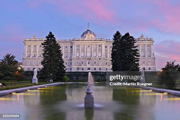 royal palace of madrid (palacio real de madrid). - palace fotografías e imágenes de stock