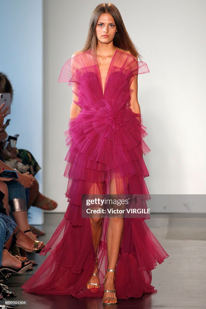 Pamella Roland - Runway - September 2018 - New York Fashion Week