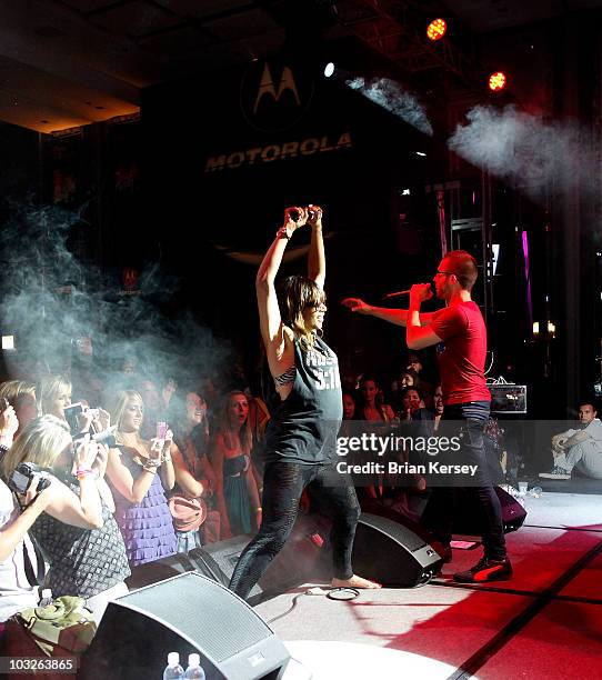 Kid Rapper From Chicago 707 Kid Sister Photos & High Res Pictures - Getty Images