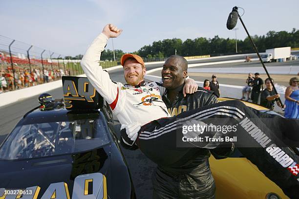 Shaq VS Dale Earnhardt Jr." - In the premiere episode, "Shaq VS Dale Earnhardt Jr.," four-time NBA champion Shaquille O'Neal will race head to head...