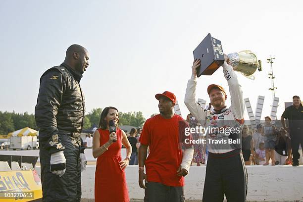 Shaq VS Dale Earnhardt Jr." - In the premiere episode, "Shaq VS Dale Earnhardt Jr.," four-time NBA champion Shaquille O'Neal will race head to head...