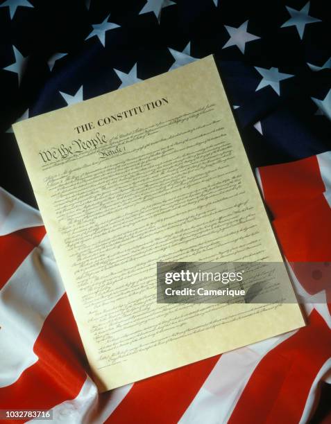 PATRIOTIC SYMBOLIC OF US CONSTITUTION AND AMERICAN FLAG