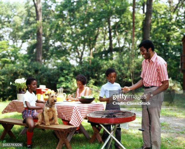 1970s AFRICAN AMERICAN FAMILY BACKYARD PICNIC BARBECUE