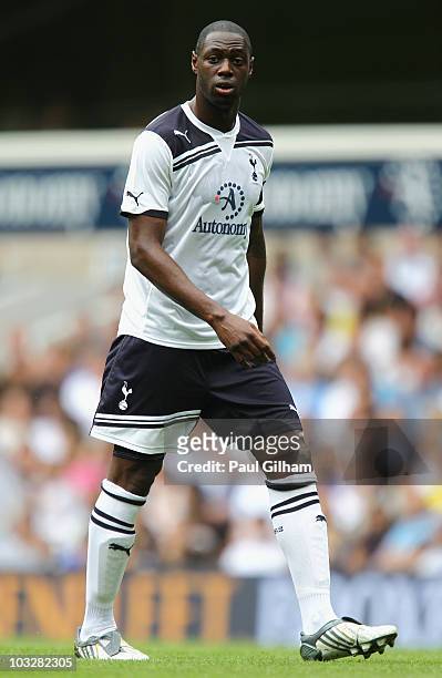 Ledley King of Tottenham Hotspur in action during the pre-season friendly match between Tottenham Hotspur and Fiorentina at White Hart Lane on August...