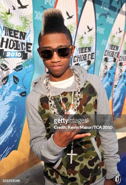 Rapper Lil Twist arrives at the 2010 Teen Choice Awards at Gibson Amphitheatre on August 8, 2010 in Universal City, California.