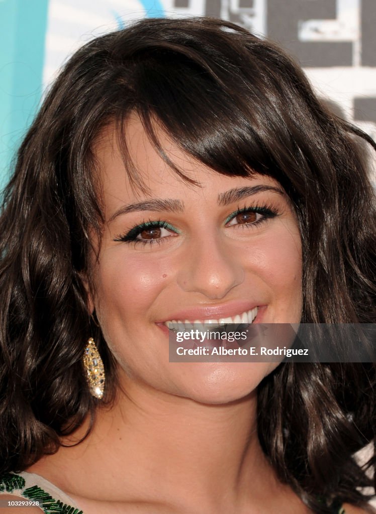 2010 Teen Choice Awards - Arrivals