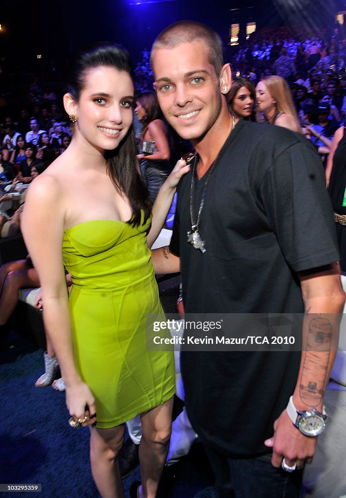 2010 Teen Choice Awards - Backstage And Audience