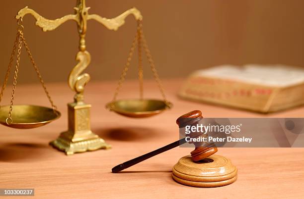 judges desk in court room - justice concept stock-fotos und bilder