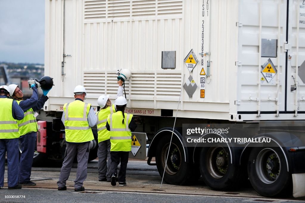 FRANCE-AUSTRALIA-NUCLEAR