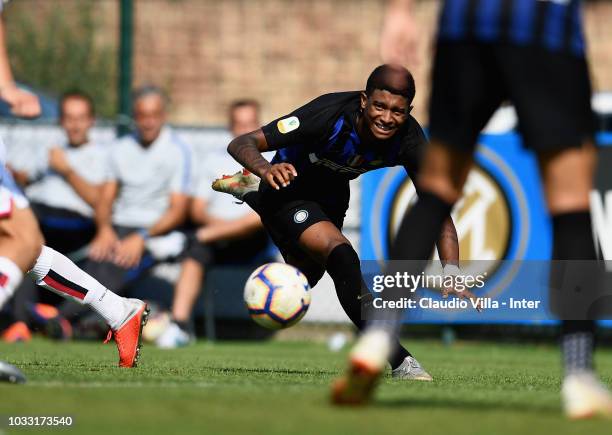 Eddie Salcedo of FC Internazionale in action during Fc internazionale U19 V Cagliari U19 match at Stadio Breda on September 14, 2018 in Sesto San...