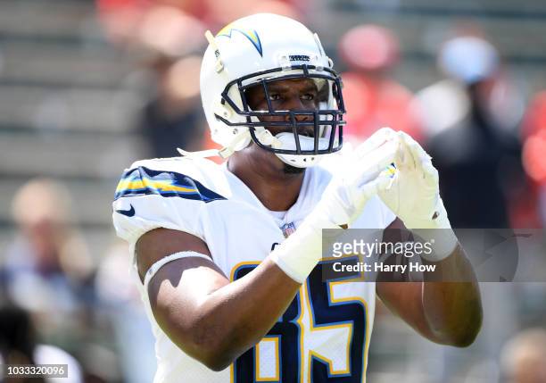 Antonio Gates of the Los Angeles Chargers warms up before the game against the Kansas City Chiefs at StubHub Center on September 9, 2018 in Carson,...