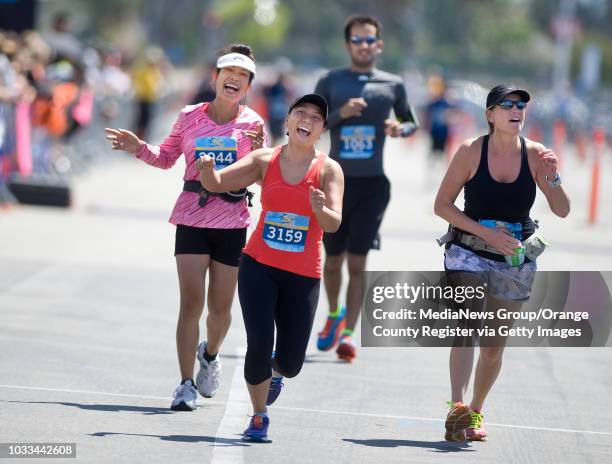 Oc Matathon Oc Marathon Photos and Premium High Res Pictures - Getty Images
