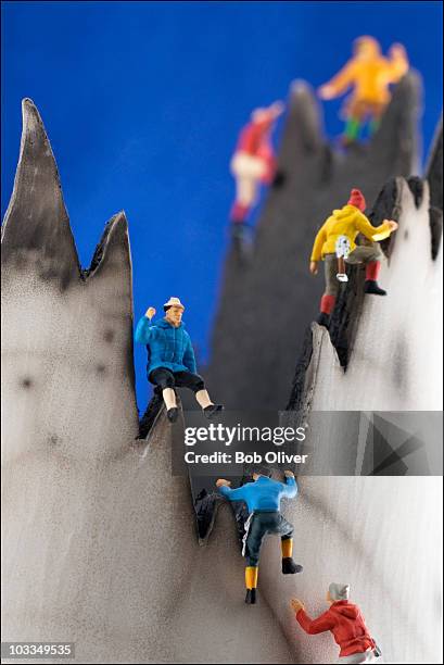 up everest - figurine stock pictures, royalty-free photos & images