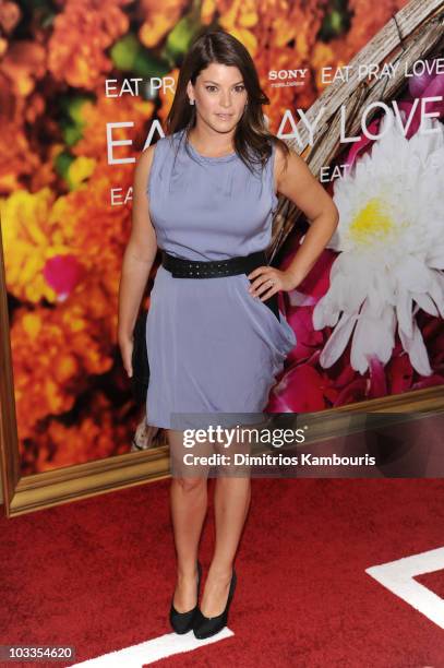Personality Gail Simmons attends the premiere of "Eat Pray Love" at the Ziegfeld Theatre on August 10, 2010 in New York City.