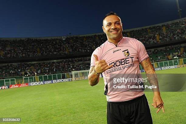 Fabrizio Miccoli of Palermo gestures during the presentation of Palermo team before the pre season friendly tournament "A.R.S. Trophy" between US...