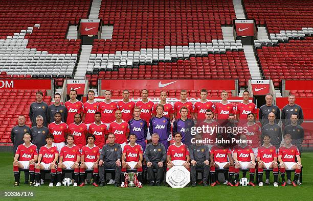 The Manchester United squad (Back Row : Dr Steve McNally, Fitness Coach Tony Strudwick, Dimitar Berbatov, Jonny Evans, John O'Shea, Chris Smalling,...