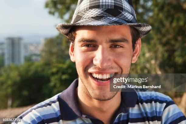 young confident man laughing - 60161 imagens e fotografias de stock