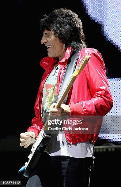 Guitarist Ronnie Wood of the Faces performs on stage during Day 1 of the Vintage at Goodwood Festival on August 13, 2010 in Chichester, England.