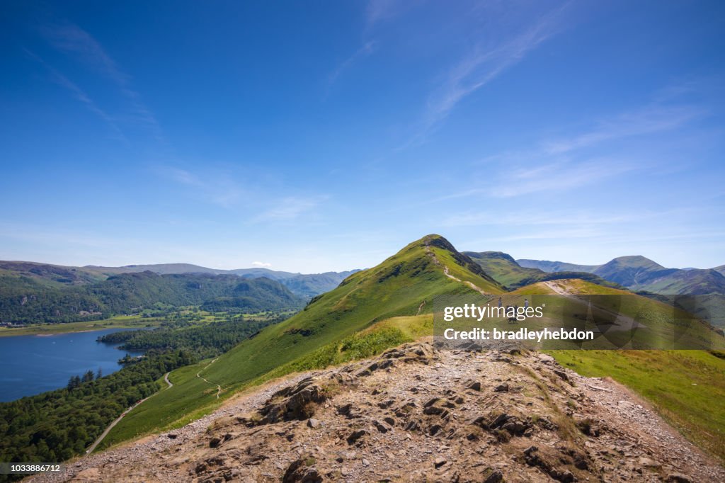 Weergave zoeken van Cat klokken viel wandelweg in The Lake District, England