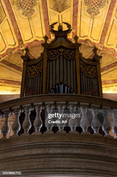 pipe organ in the são pedro parochial church in ponta delgada - island of san miguel (archipelago of the azores) - portugal - organ pipe coral stock pictures, royalty-free photos & images