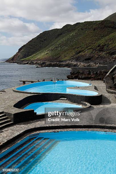 swimming pools next to the sea - el hierro stock pictures, royalty-free photos & images