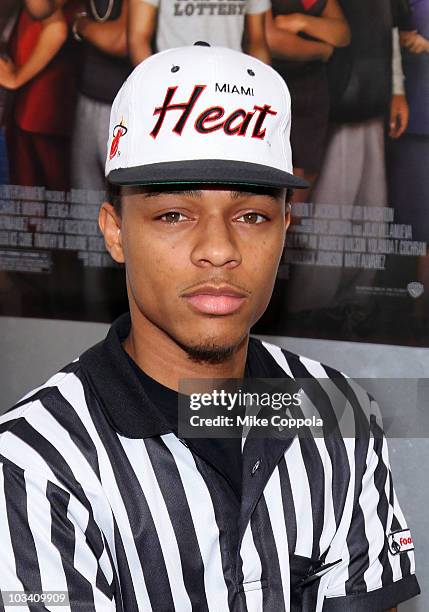 Bow Wow Rapper/actor 11 Bow Wow Takes Job At Foot Locker To Promote Lottery Ticket Stock ...