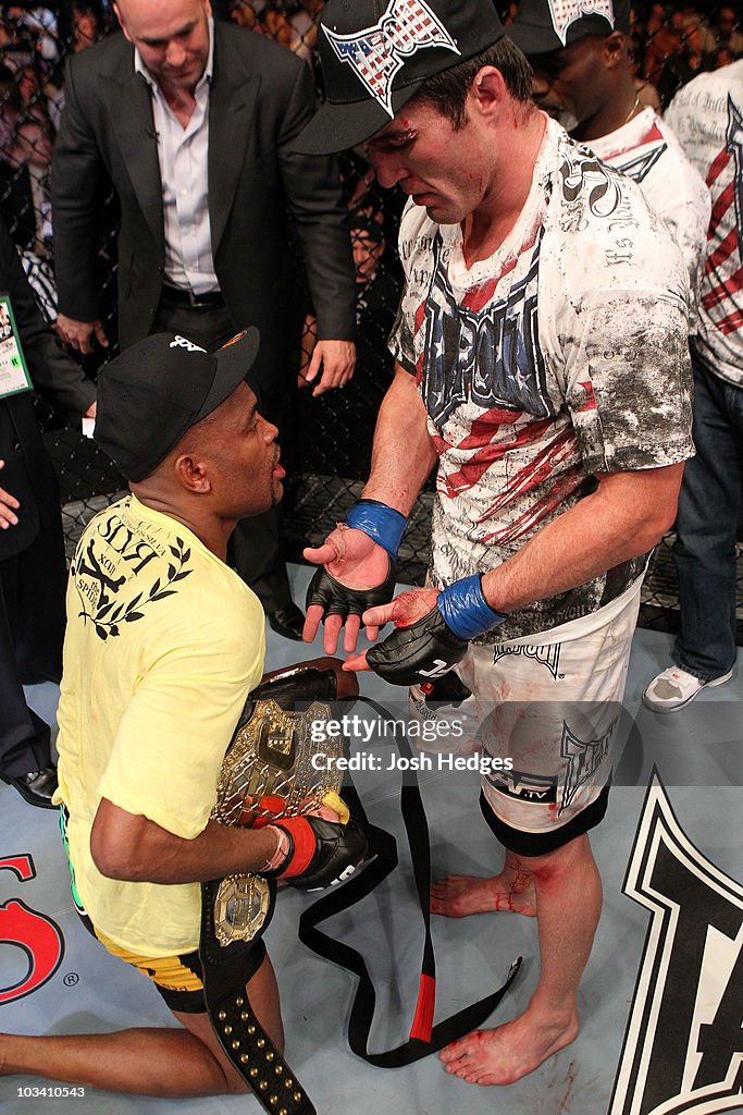 UFC 117: Anderson Silva v Chael Sonnen