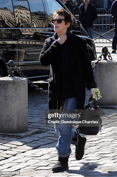 British singer Jane Birkin attends singer Alain Bashung's Funeral at Saint-Germain-des-Pres church on March 20, 2009 in Paris, France.