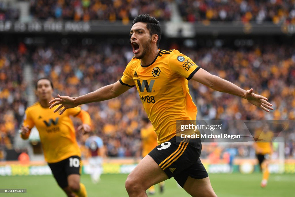 Wolverhampton Wanderers v Burnley FC - Premier League