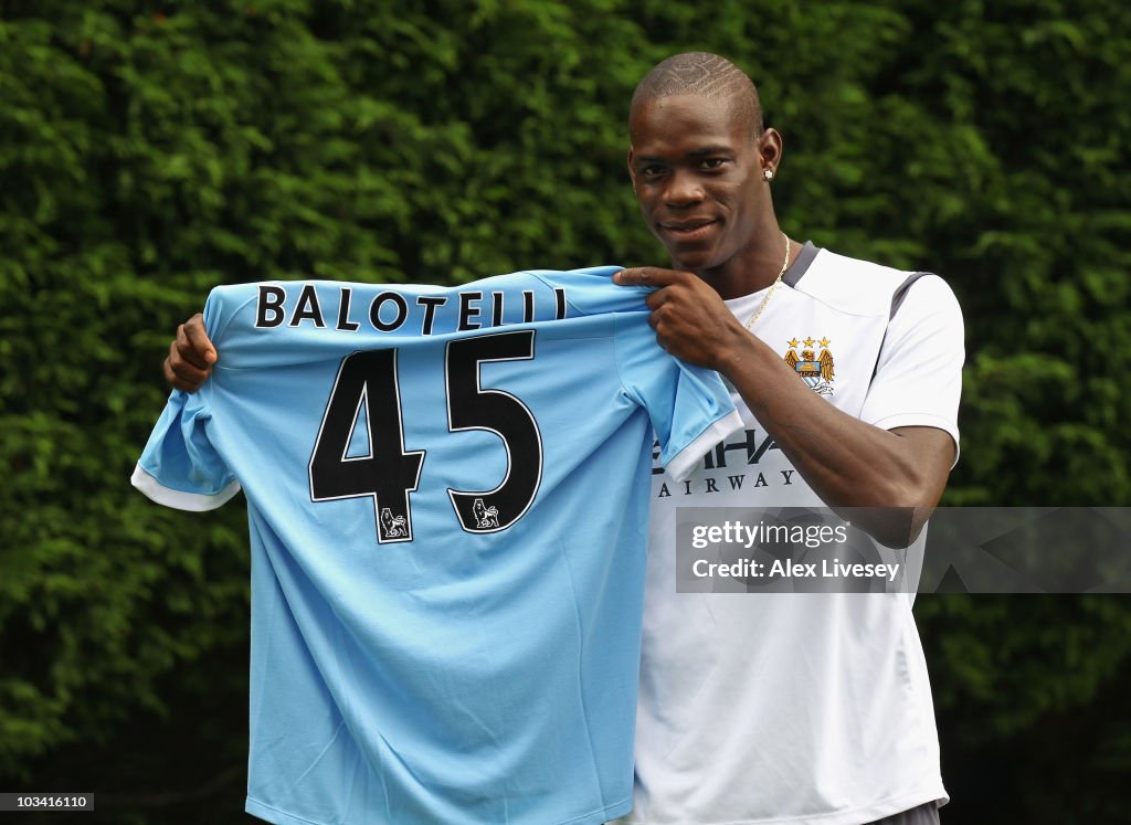 Mario Balotelli Presentation At Manchester City