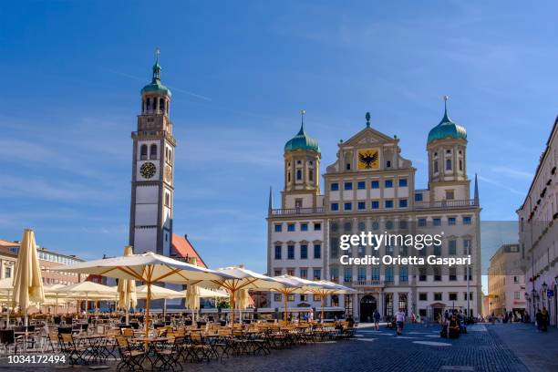 augsburg, rathausplatz (bayern, deutschland) - rathaus stock-fotos und bilder