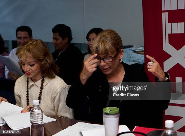 Ana Luisa Peluffo and Leticia Perdigon during the presentation of a chapter of the Mujeres Asesinas 3 on August 16, 2010 in Mexico City, Mexico.