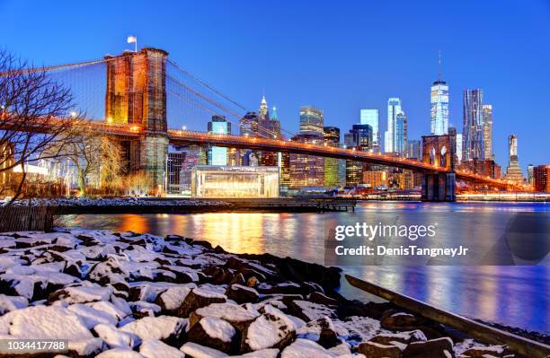 vinter i nyc - east river staden new york bildbanksfoton och bilder