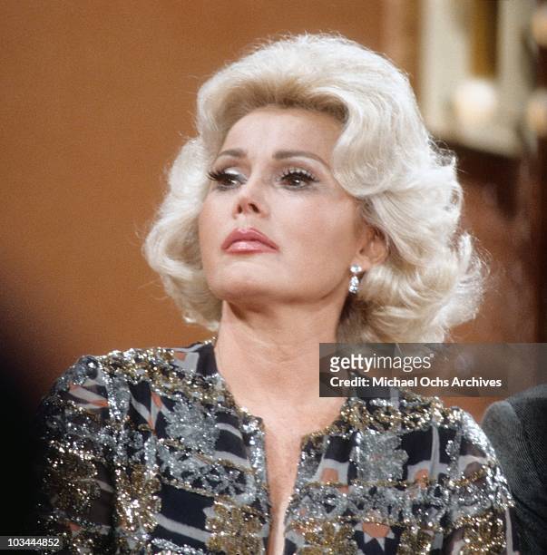 Actress Zsa Zsa Gabor tapes a TV show in April 1971 in Los Angeles, California.