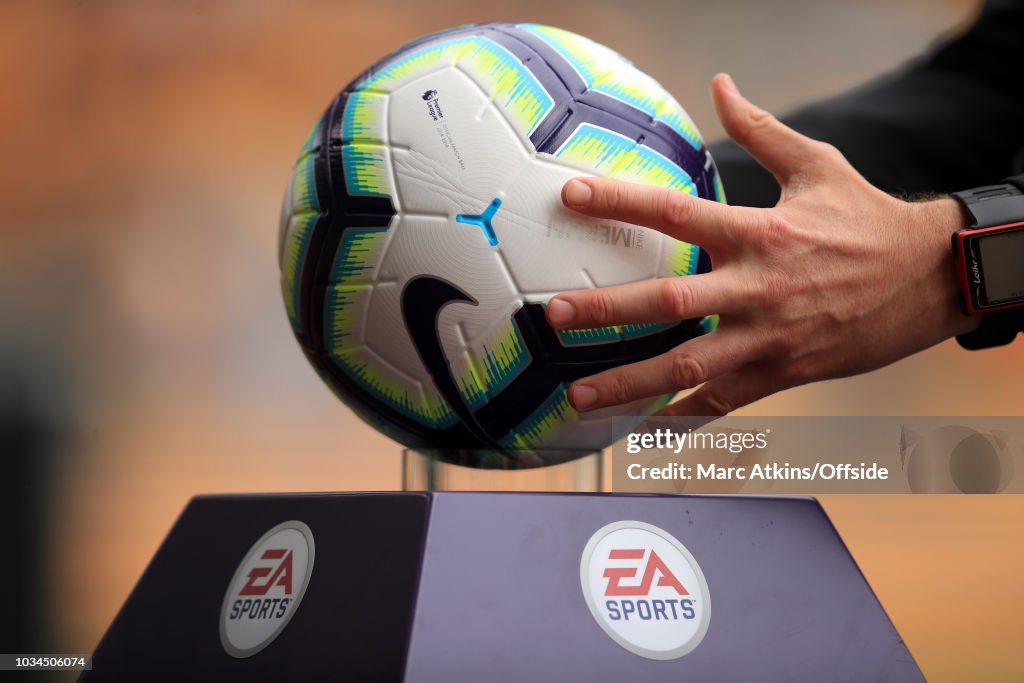 Wolverhampton Wanderers v Burnley FC - Premier League