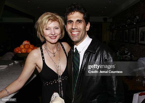 Beth Rude 413 Beth Broderick Photos & High Res Pictures - Getty Images