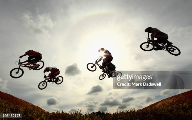 Bmx Jumping Racing Bmx Race Final Photos and Premium High Res Pictures - Getty Images